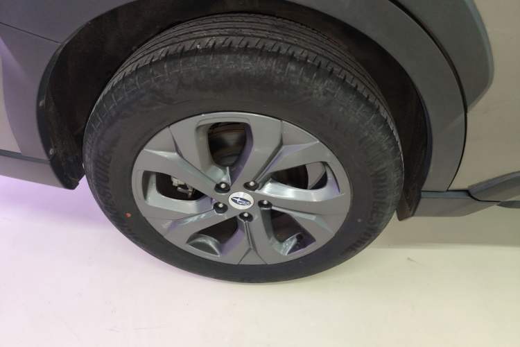Used Subaru Outback 2021 2.5i Sport Edition EyeSight Right Rear Wheel Hub
