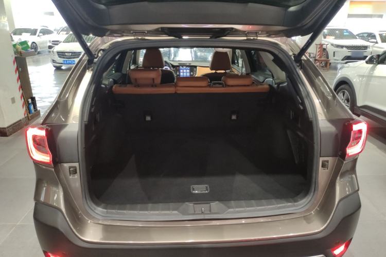 Used Subaru Outback 2021 2.5i Flagship Edition EyeSight Trunk
