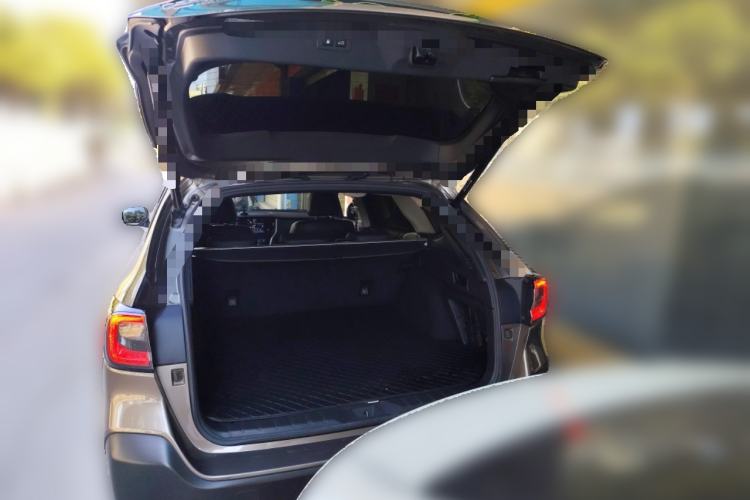 Used Subaru Outback 2021 2.5i Sport Edition EyeSight Trunk