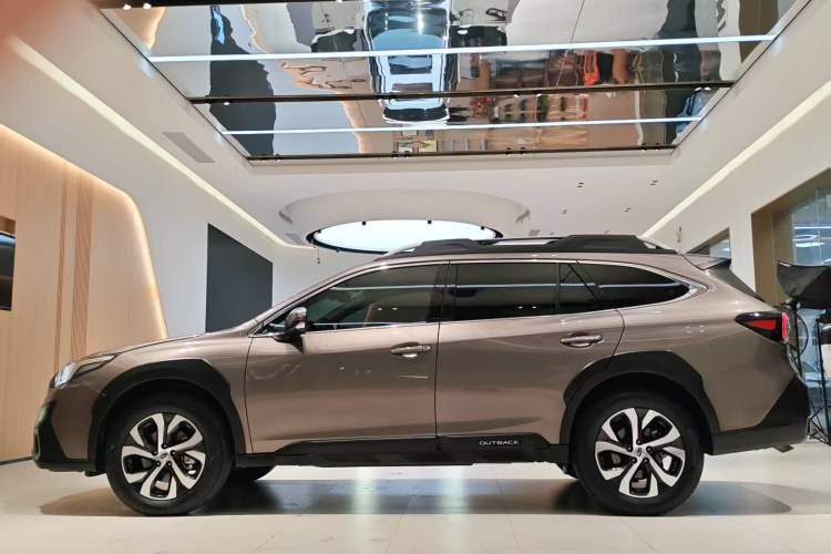 Used Subaru Outback 2021 2.5i Flagship Edition EyeSight Exterior 3