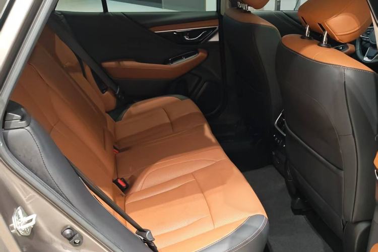 Used Subaru Outback 2021 2.5i Flagship Edition EyeSight Interior 3