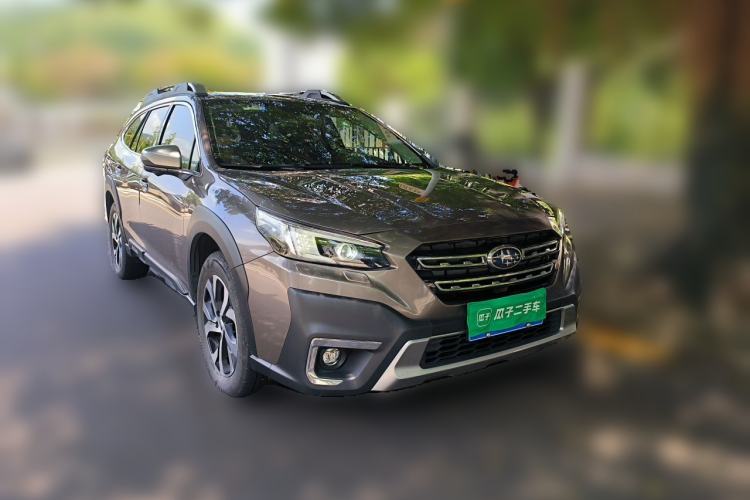 Used Subaru Outback 2021 2.5i Flagship Edition EyeSight Front Right 45 Deg