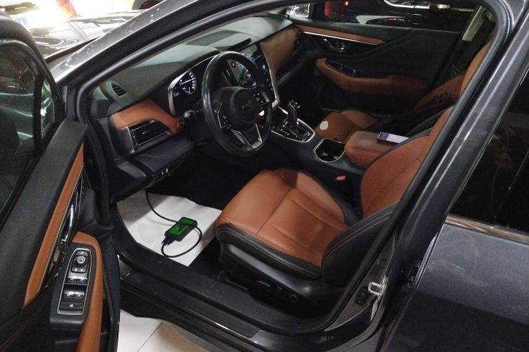 Used Subaru Outback 2021 2.5i Flagship Edition EyeSight Interior 3