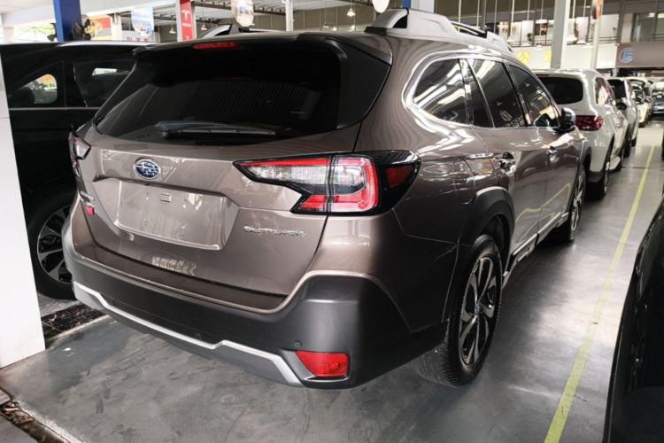 Used Subaru Outback 2021 2.5i Flagship Edition EyeSight Rear Right 45 Deg