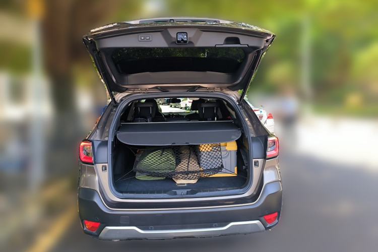 Used Subaru Outback 2021 2.5i Flagship Edition EyeSight Trunk