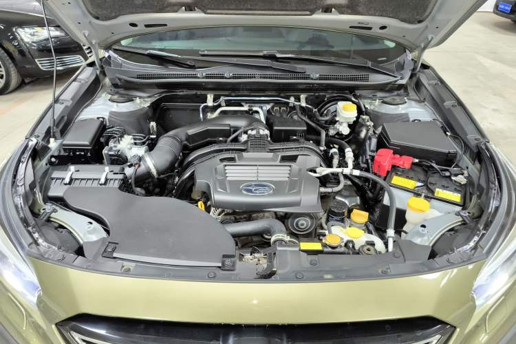 Used Subaru Outback 2021 2.5i Flagship Edition EyeSight Engine Bay