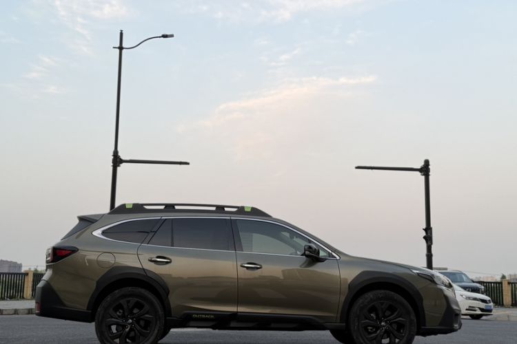 Used Subaru Outback 2021 2.5i Touring Edition EyeSight Exterior 4
