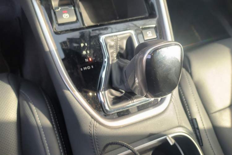 Used Subaru Outback 2021 2.5i Flagship Edition EyeSight Gear Lever