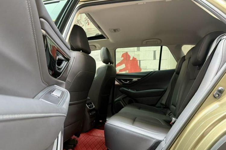 Used Subaru Outback 2021 2.5i Sport Edition EyeSight Interior 3