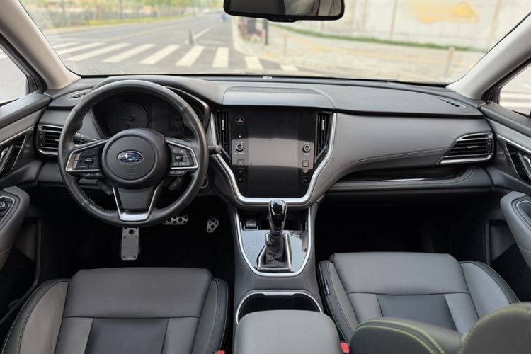 Used Subaru Outback 2021 2.5i Touring Edition EyeSight Interior 5
