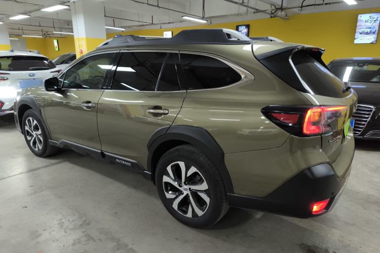Used Subaru Outback 2021 2.5i Flagship Edition EyeSight Left Side