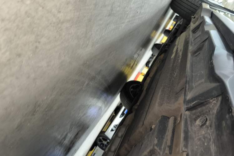Used Subaru Outback 2021 2.5i Flagship Edition EyeSight Left Side Sill
