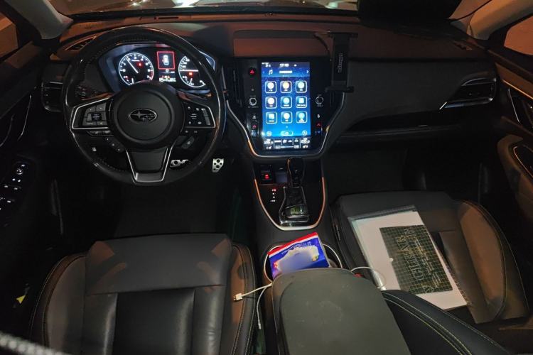 Used Subaru Outback 2021 2.5i Touring Edition EyeSight Center Console