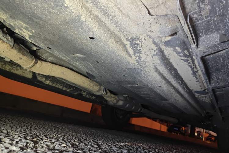 Used Subaru Outback 2021 2.5i Touring Edition EyeSight Chassis Front Left