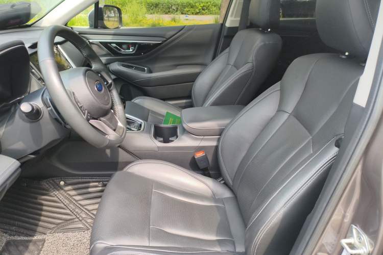 Used Subaru Outback 2021 2.5i Flagship Edition EyeSight Left Front Seat