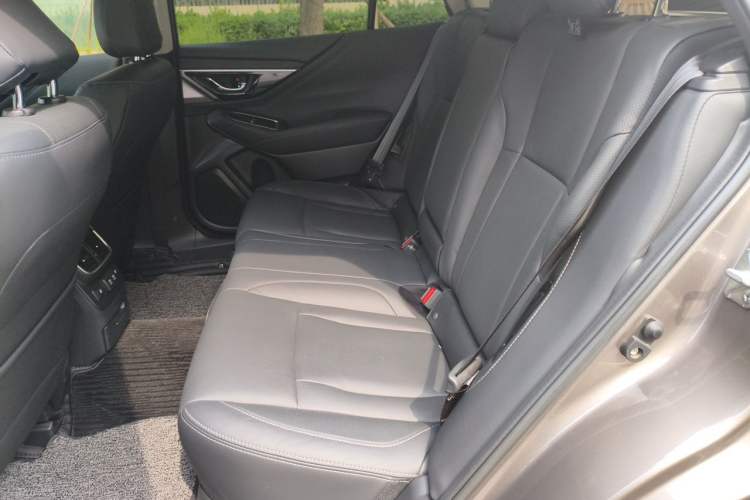 Used Subaru Outback 2021 2.5i Flagship Edition EyeSight Left Rear Seat