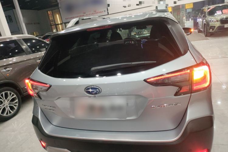 Used Subaru Outback 2021 2.5i Flagship Edition EyeSight Exterior 4
