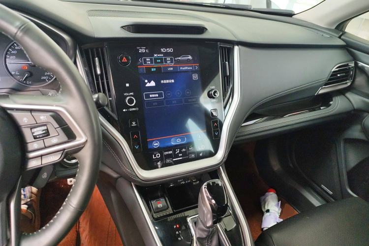 Used Subaru Outback 2021 2.5i Flagship Edition EyeSight Center Console
