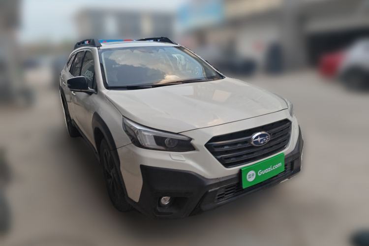 Used Subaru Outback 2021 2.5i Touring Edition EyeSight Front Right 45 Deg