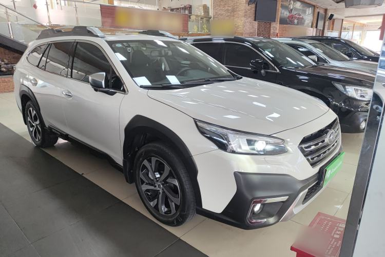 Used Subaru Outback 2021 2.5i Flagship Edition EyeSight Front Right 45 Deg