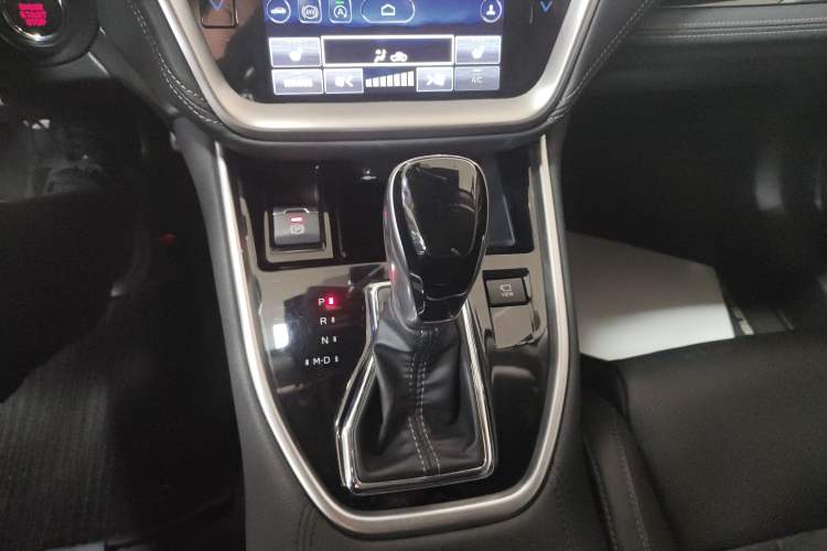 Used Subaru Outback 2021 2.5i Flagship Edition EyeSight Gear Lever