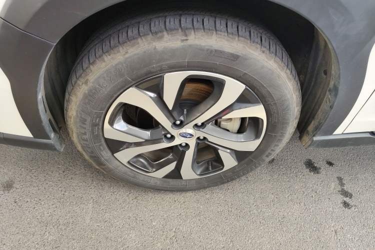 Used Subaru Outback 2021 2.5i Flagship Edition EyeSight Left Front Wheel Hub