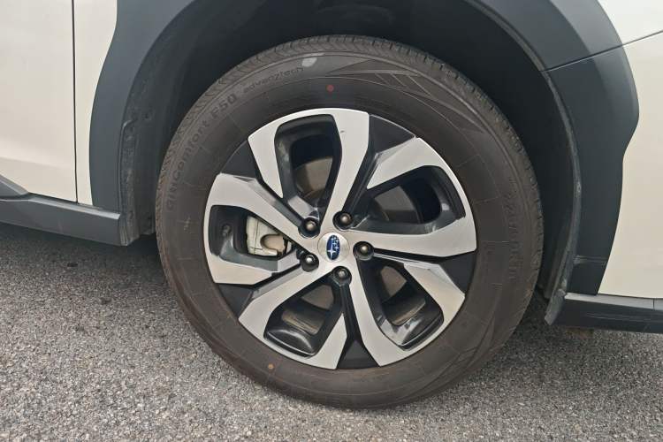 Used Subaru Outback 2021 2.5i Flagship Edition EyeSight Right Front Wheel Hub