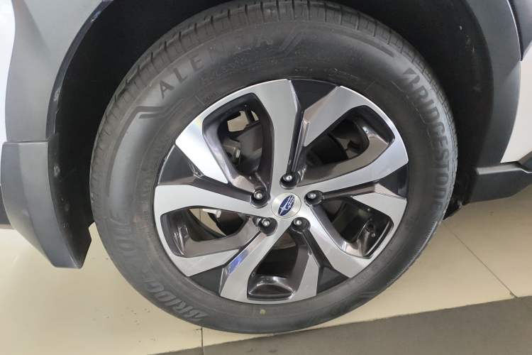 Used Subaru Outback 2021 2.5i Flagship Edition EyeSight Right Rear Wheel Hub