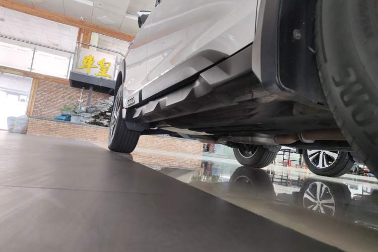 Used Subaru Outback 2021 2.5i Flagship Edition EyeSight Right Side Sill