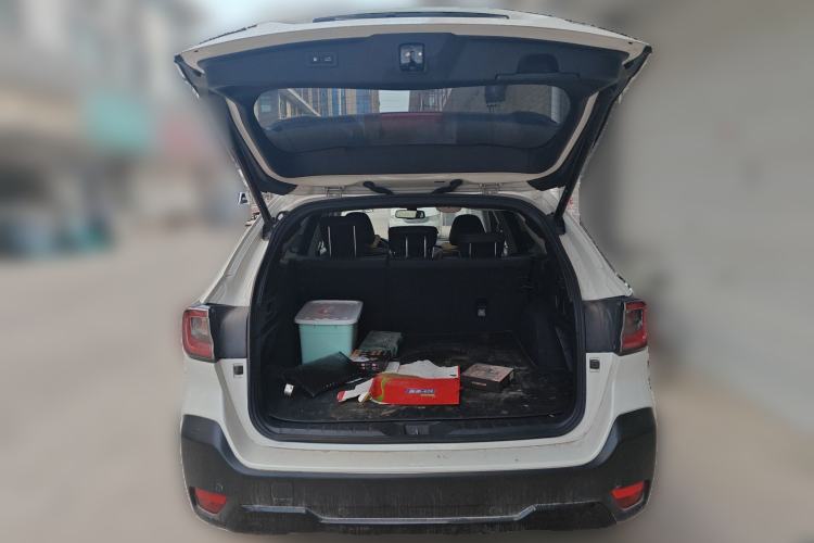 Used Subaru Outback 2021 2.5i Touring Edition EyeSight Trunk