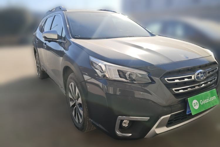 Used Subaru Outback 2022 2.5i Flagship Edition EyeSight Front Right 45 Deg