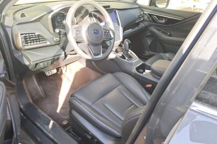 Used Subaru Outback 2022 2.5i Flagship Edition EyeSight Left Front Seat
