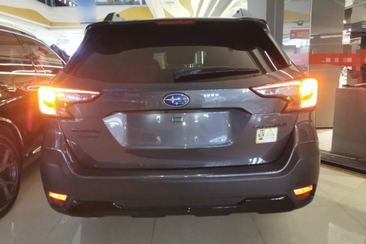 Used Subaru Outback 2023 2.5i AWD Touring Edition EyeSight Exterior 4