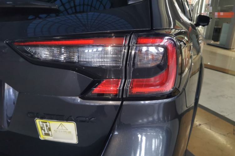 Used Subaru Outback 2023 2.5i AWD Touring Edition EyeSight Exterior 6