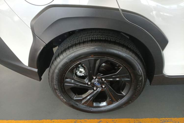 Used Subaru Solterra 2024 2.5i AWD Elite Edition EyeSight Right Rear Wheel Hub