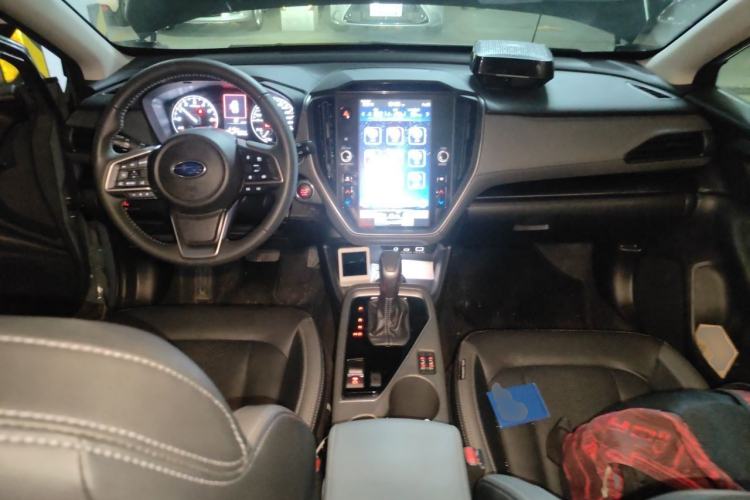 Used Subaru Solterra 2024 2.5i AWD Luxury Edition EyeSight Center Console