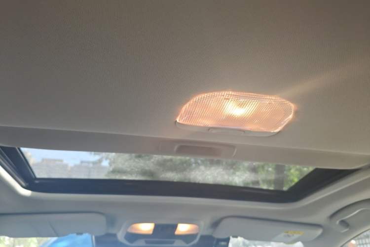 Used Subaru Solterra 2024 2.5i AWD Luxury Edition EyeSight Headliner