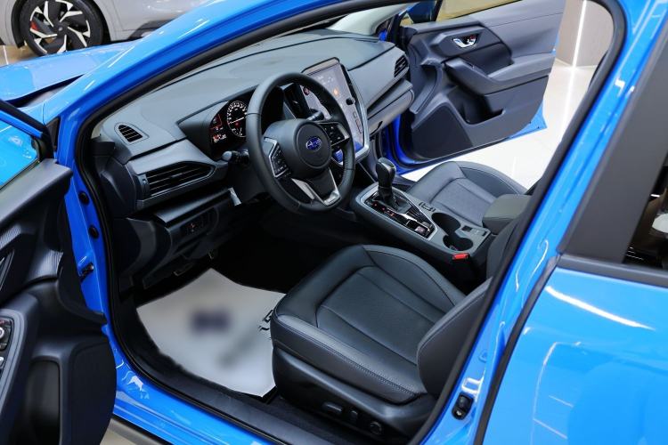 Used Subaru Solterra 2024 2.5i AWD Luxury Edition EyeSight Interior 1