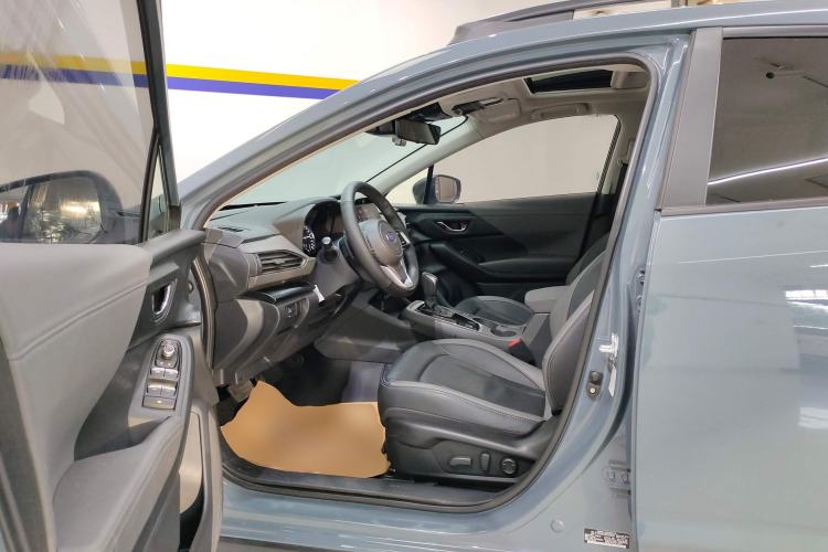 Used Subaru Solterra 2024 2.5i AWD Luxury Edition EyeSight Left Front Seat
