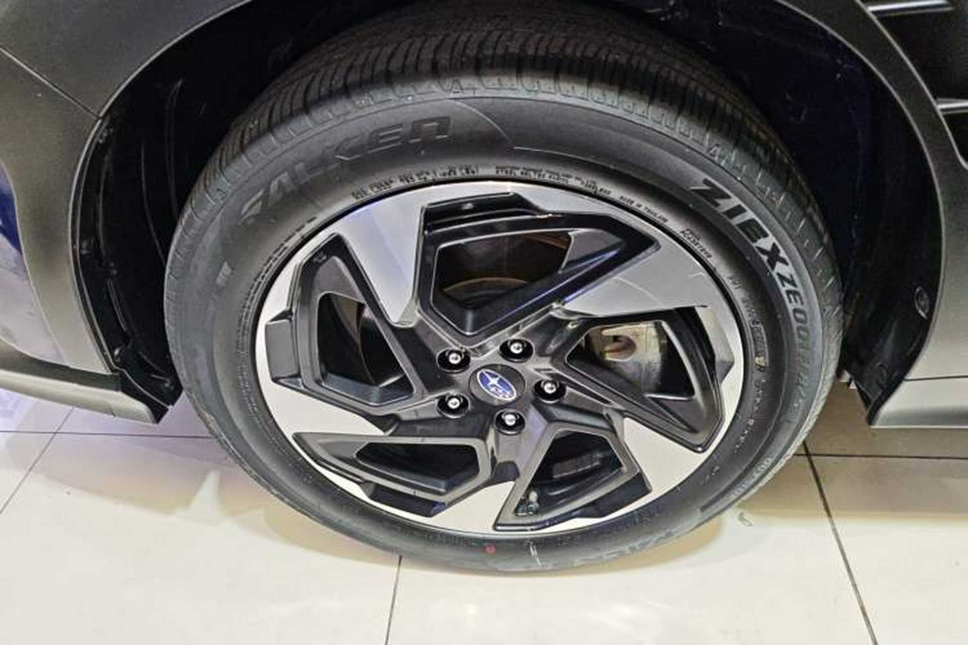 Used Subaru Solterra 2024 2.5i AWD Flagship Edition EyeSight Left Front Wheel Hub