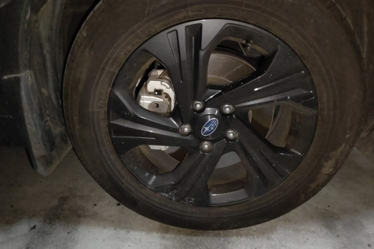 Used Subaru Solterra 2024 2.5i AWD Luxury Edition EyeSight Right Front Wheel Hub