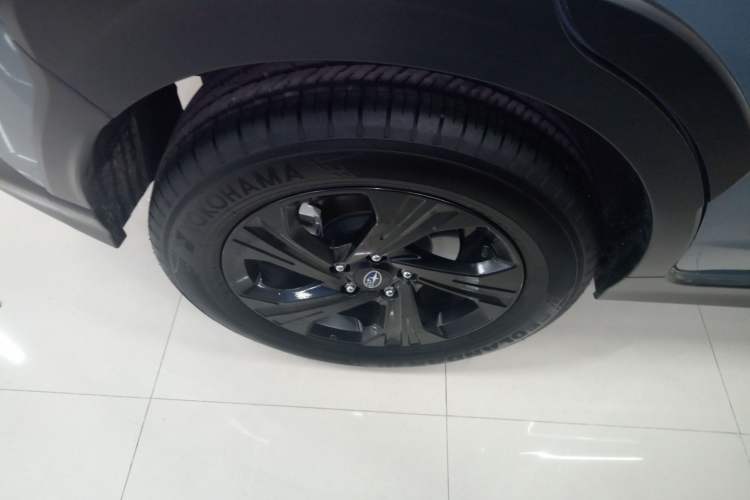 Used Subaru Solterra 2024 2.5i AWD Luxury Edition EyeSight Exterior 5