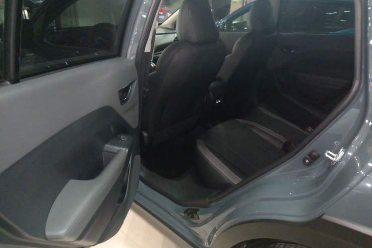 Used Subaru Solterra 2024 2.5i AWD Luxury Edition EyeSight Left Rear Seat