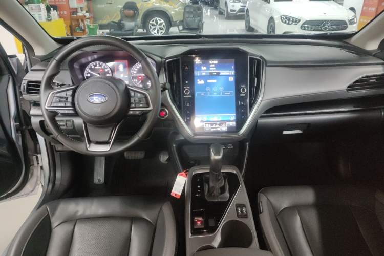 Used Subaru Solterra 2024 2.5i AWD Luxury Edition EyeSight Interior 2