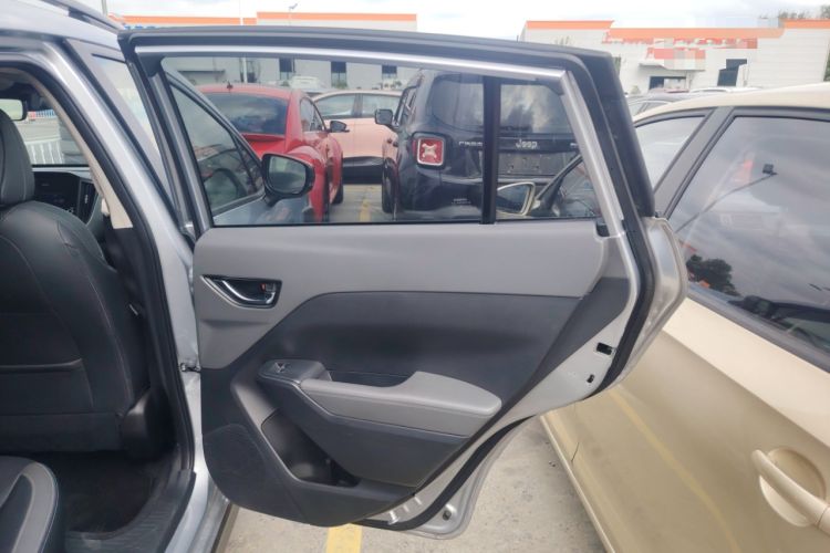 Used Subaru Solterra 2024 2.5i AWD Flagship Edition EyeSight Interior 3