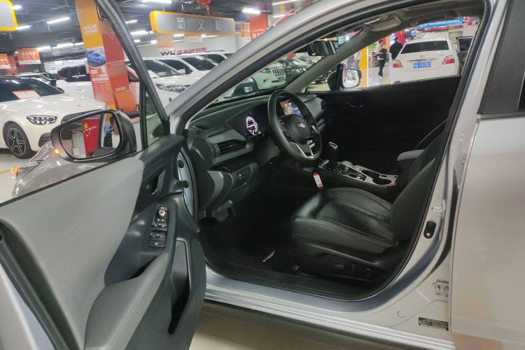 Used Subaru Solterra 2024 2.5i AWD Luxury Edition EyeSight Interior 3