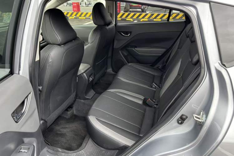 Used Subaru Solterra 2024 2.5i AWD Flagship Edition EyeSight Interior 5