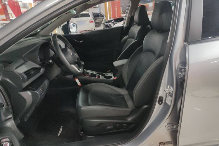 Used Subaru Solterra 2024 2.5i AWD Luxury Edition EyeSight Left Front Seat