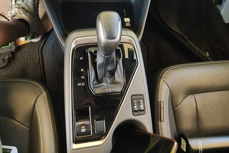 Used Subaru Solterra 2024 2.5i AWD Flagship Edition EyeSight Gear Lever