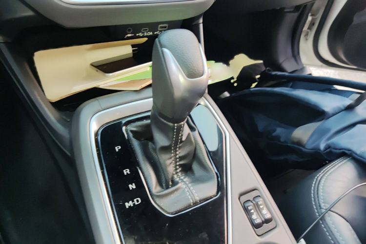 Used Subaru Solterra 2024 2.5i AWD Flagship Edition EyeSight Gear Lever